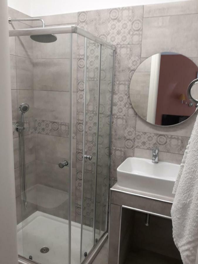 Dolphin Apartments Палеокастрица Екстериор снимка